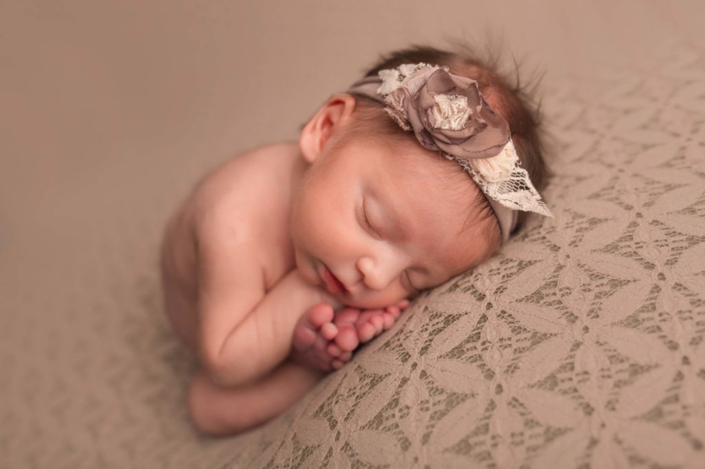 Natalie D'Aoust Photography -  Sherwood park newborn photographer - tomkow newborn21.jpg